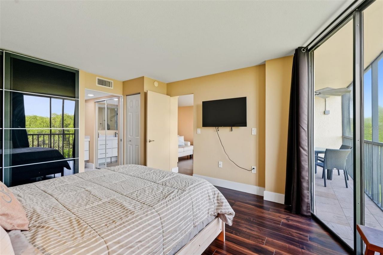 900 Cove Cay Drive , Unit 2B, Clearwater, FL 33760 Photo