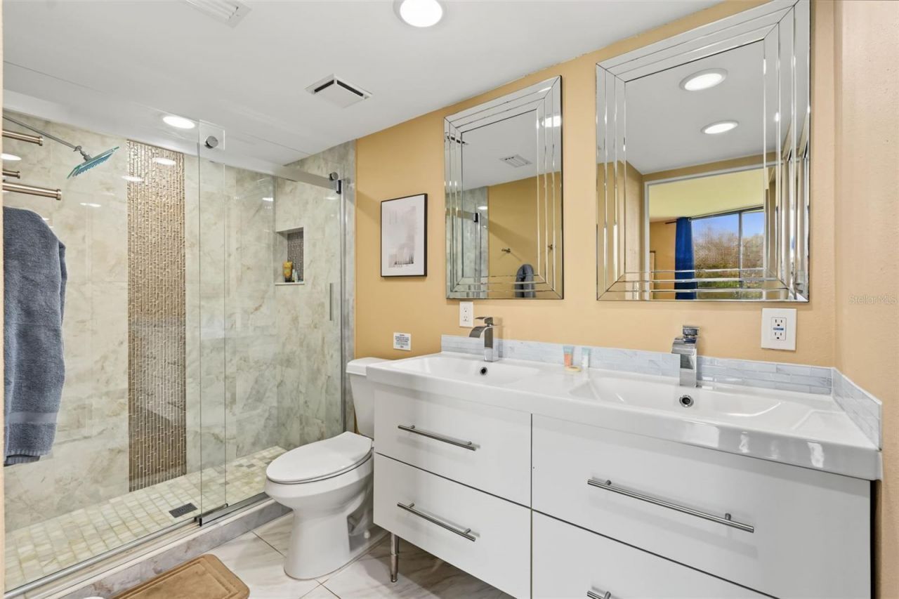 900 Cove Cay Drive , Unit 2B, Clearwater, FL 33760 Photo