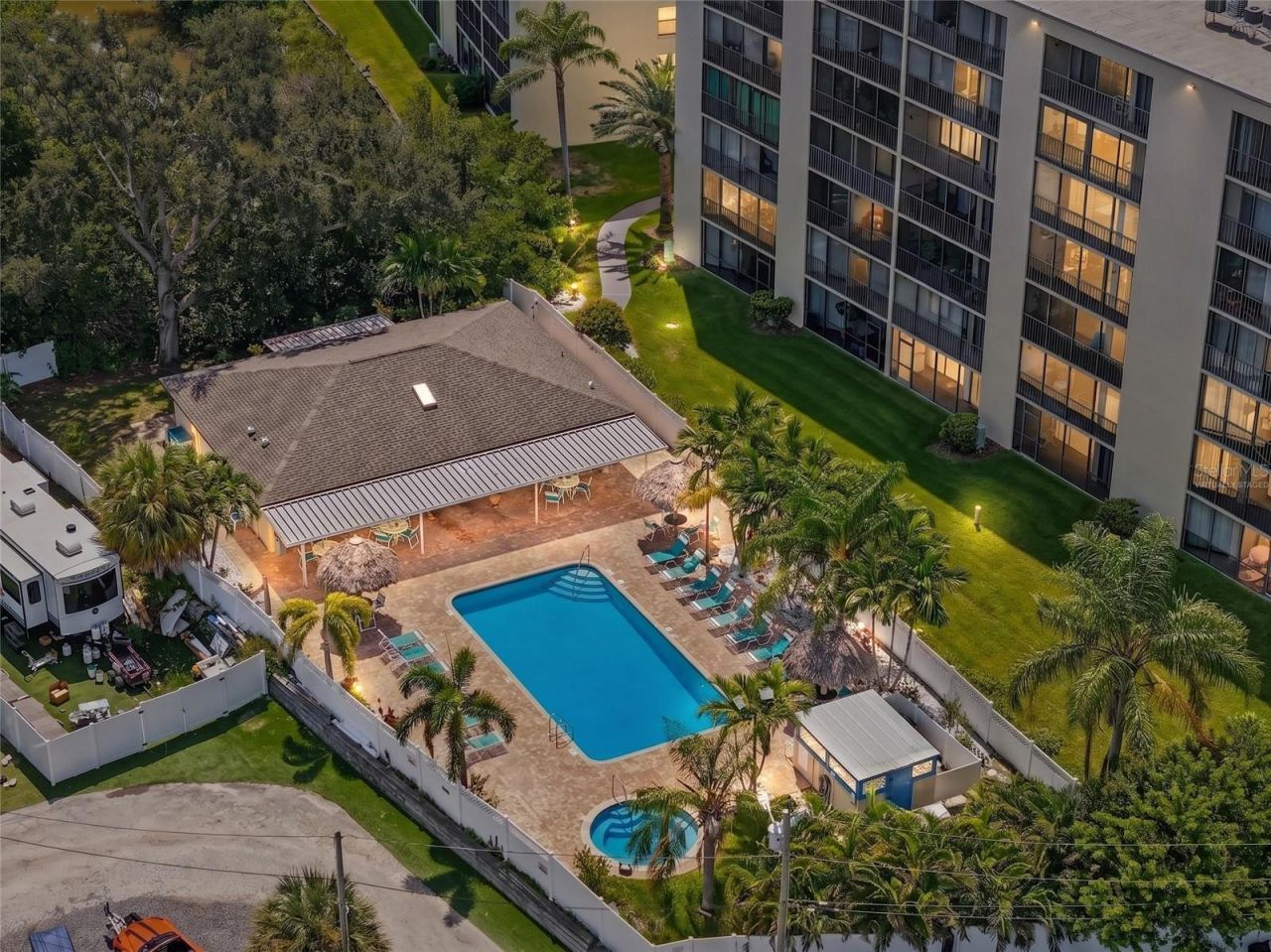 900 Cove Cay Drive , Unit 2B, Clearwater, FL 33760 Photo