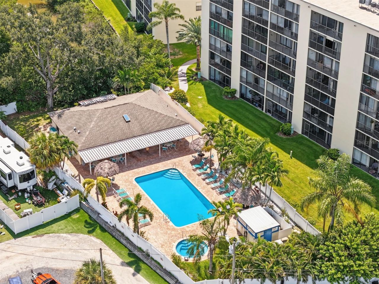 900 Cove Cay Drive , Unit 2B, Clearwater, FL 33760 Photo