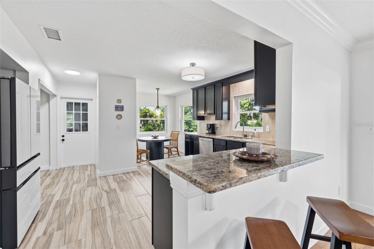 331 Sunnyside Road , Temple Terrace, FL 33617 Photo