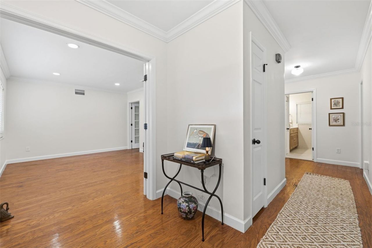 331 Sunnyside Road , Temple Terrace, FL 33617 Photo
