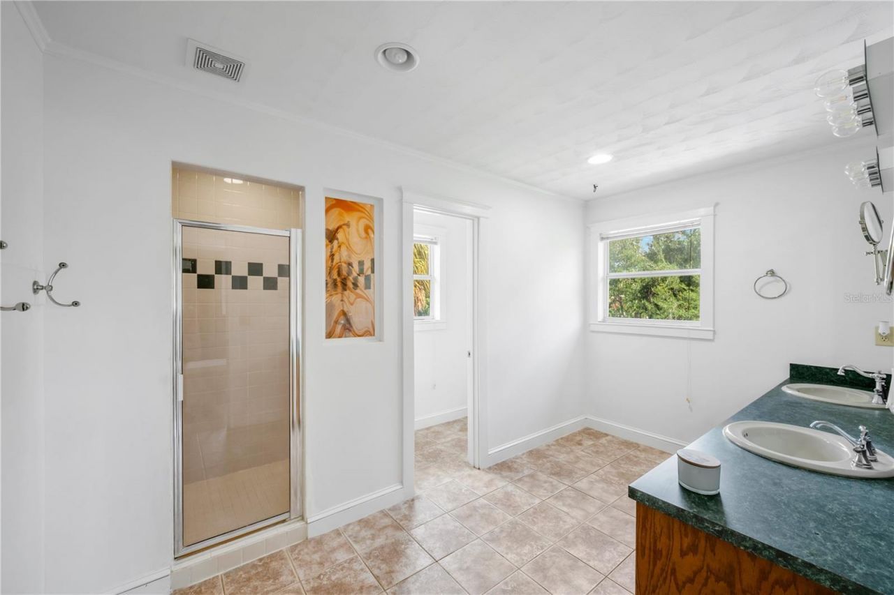 1708 Woodbine Drive , Brandon, FL 33510 Photo