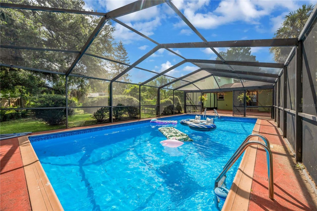1708 Woodbine Drive , Brandon, FL 33510 Photo
