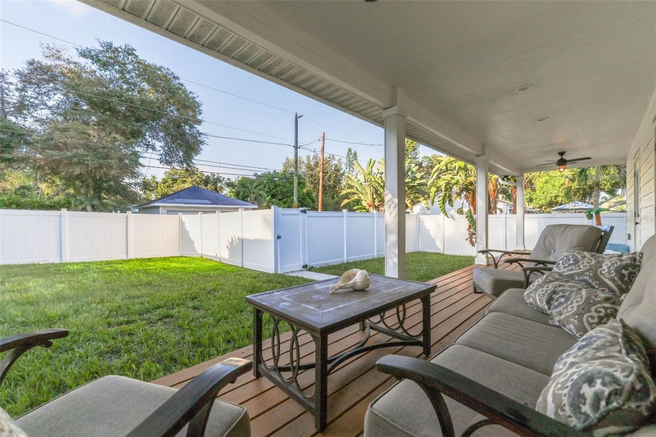 511 25th Avenue N, Saint Petersburg, FL 33704 Photo