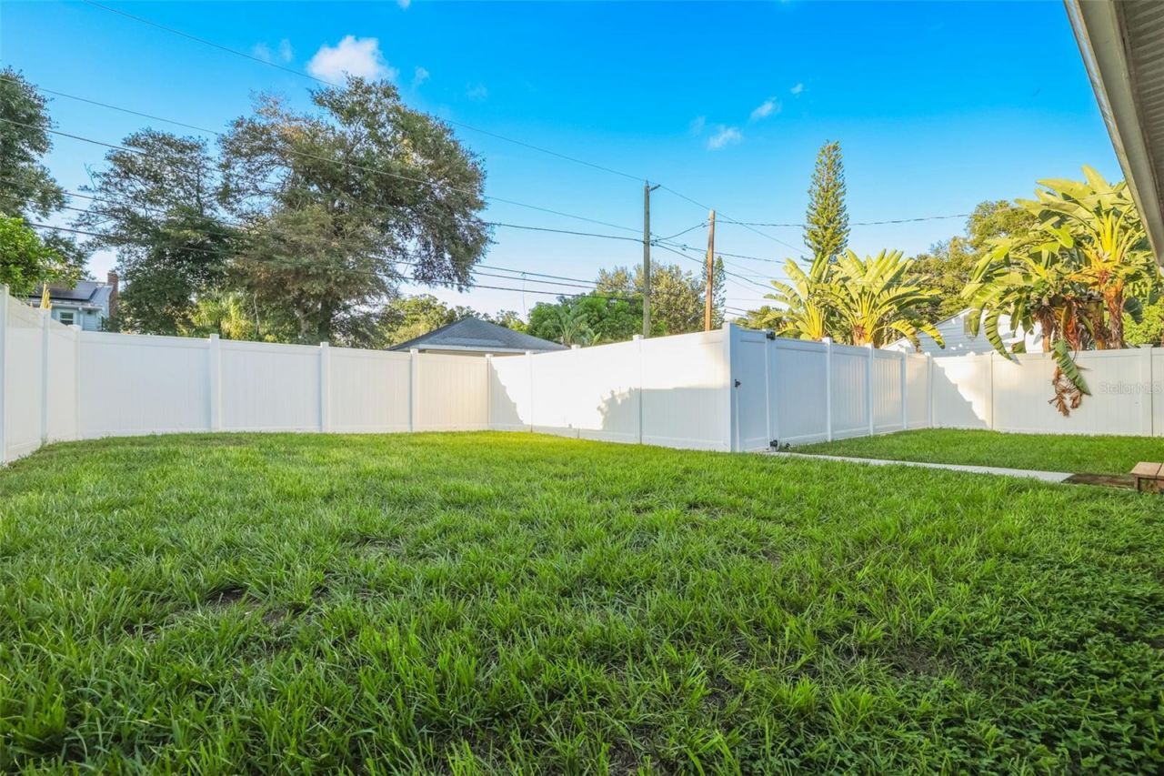 511 25th Avenue N, Saint Petersburg, FL 33704 Photo