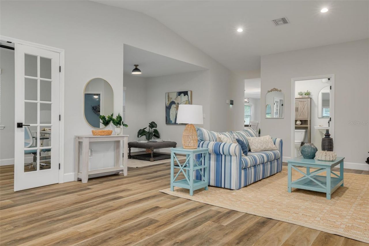 511 25th Avenue N, Saint Petersburg, FL 33704 Photo