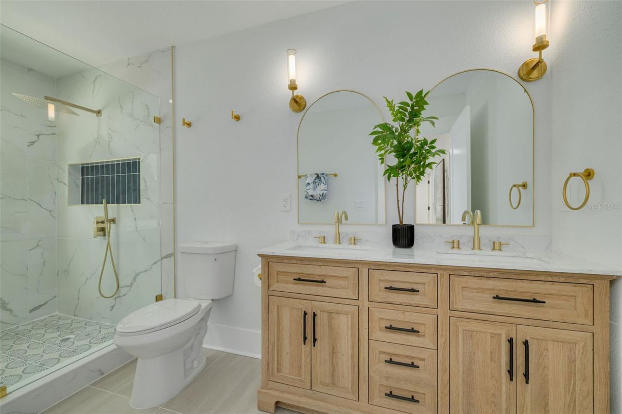 1426 15th Street N, Saint Petersburg, FL 33704 Photo