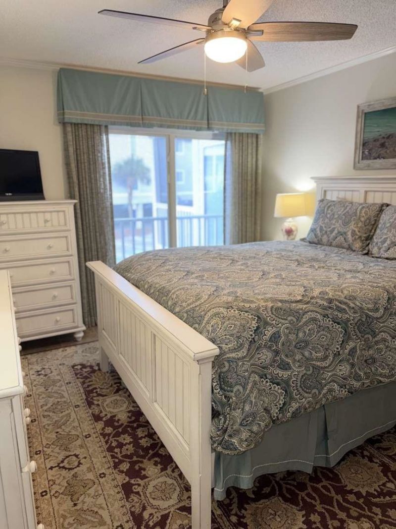 9570 Shore Dr. Photo 15