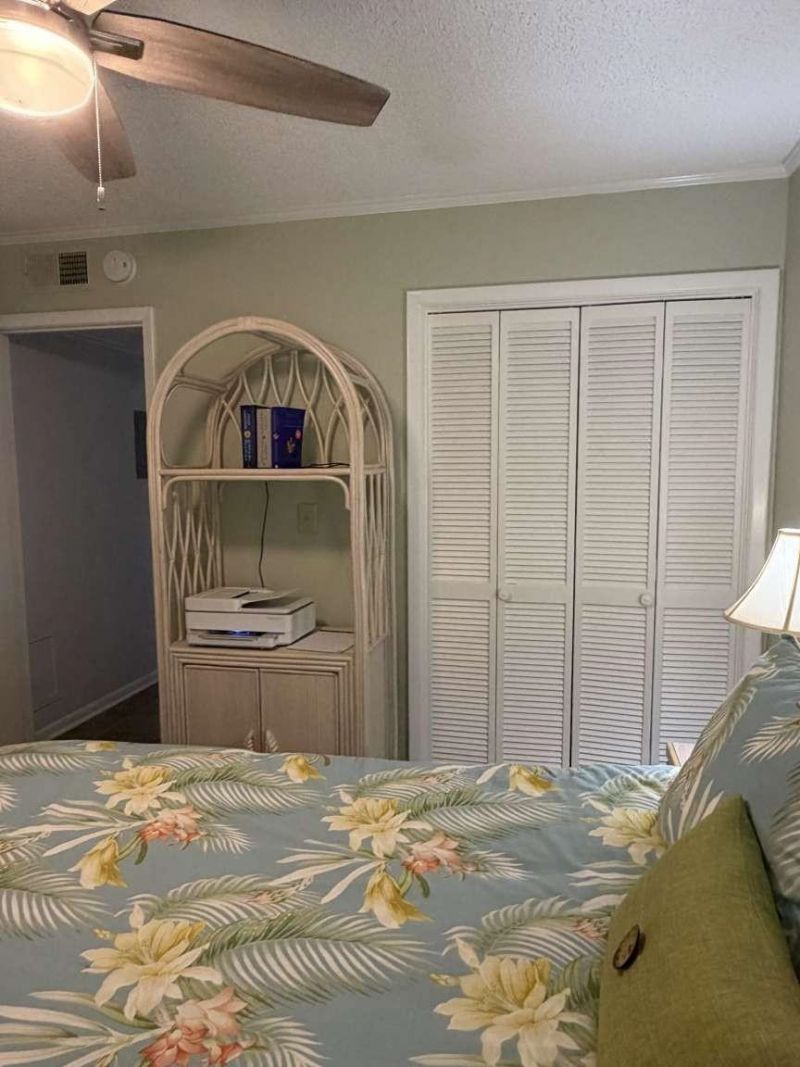 9570 Shore Dr. Photo 27