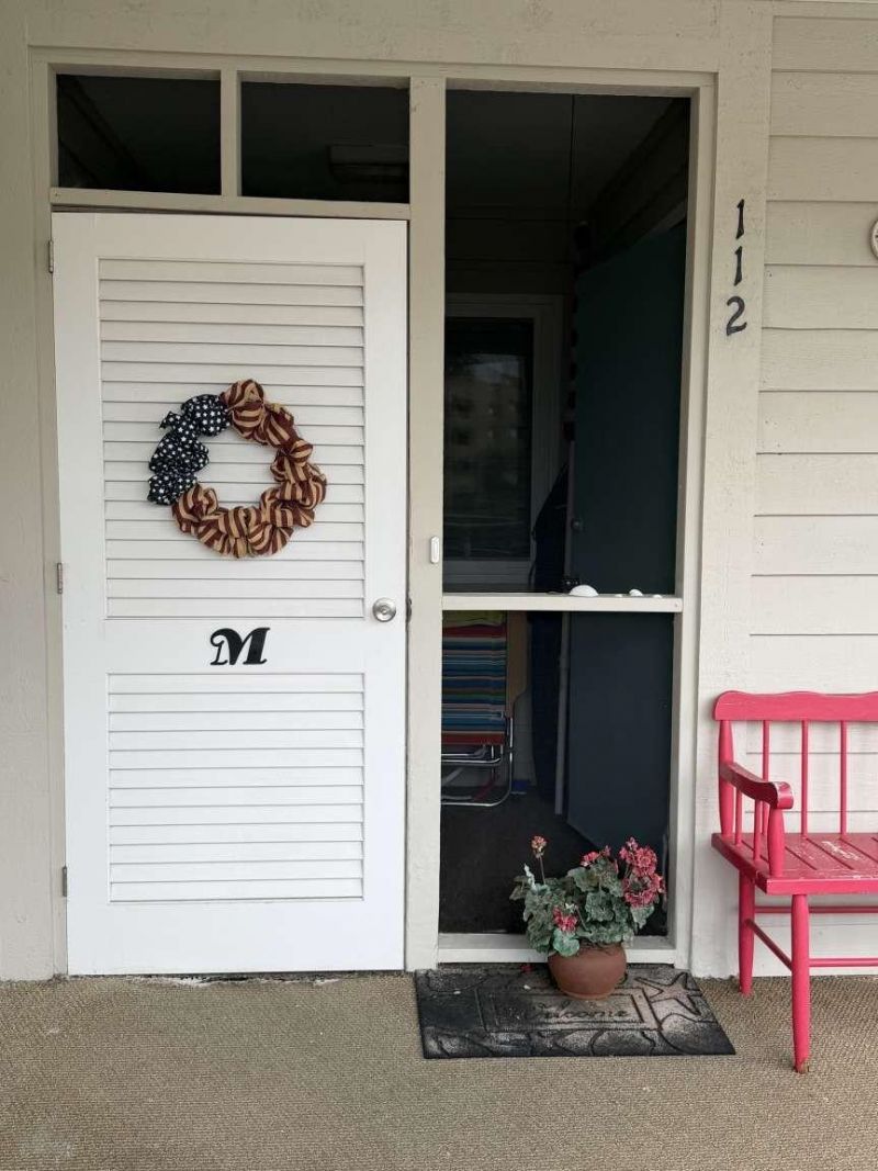 9570 Shore Dr. Photo 36
