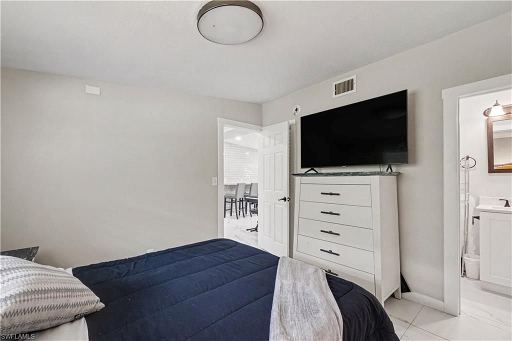 2398 Estey Ave, Naples, FL 34104 Photo