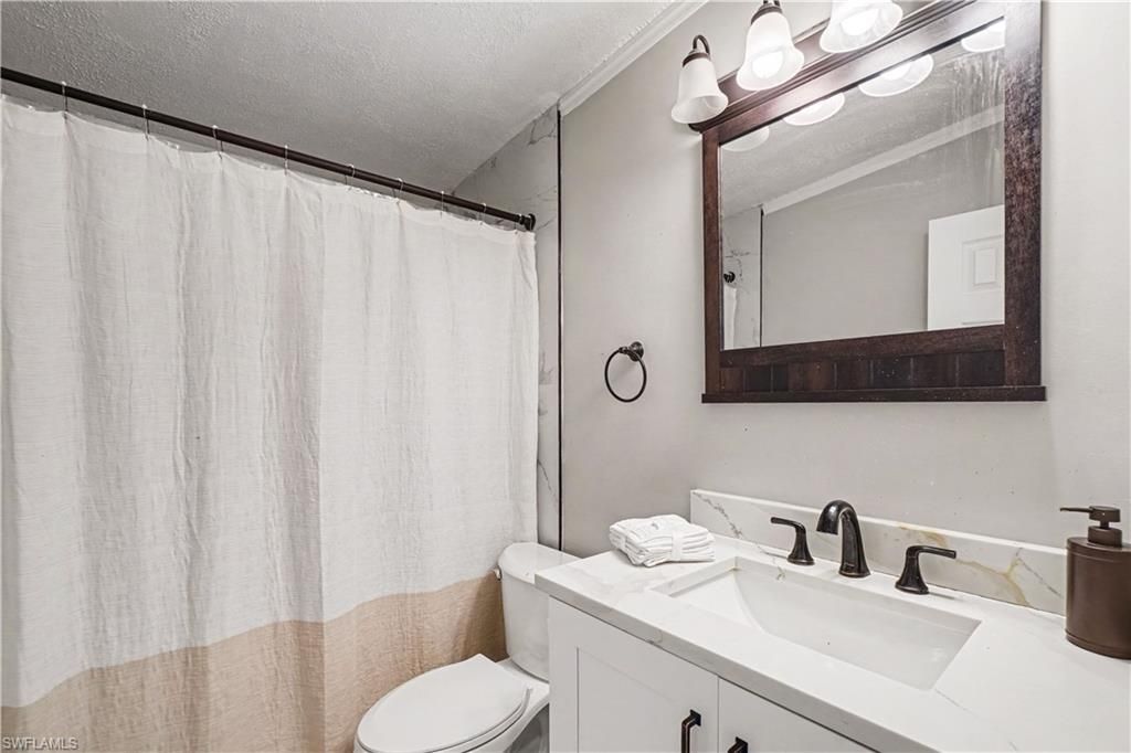 2398 Estey Ave, Naples, FL 34104 Photo