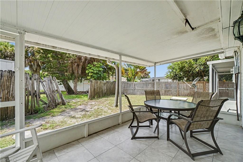 2398 Estey Ave, Naples, FL 34104 Photo