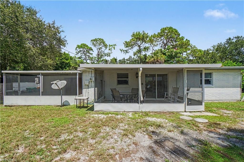 2398 Estey Ave, Naples, FL 34104 Photo