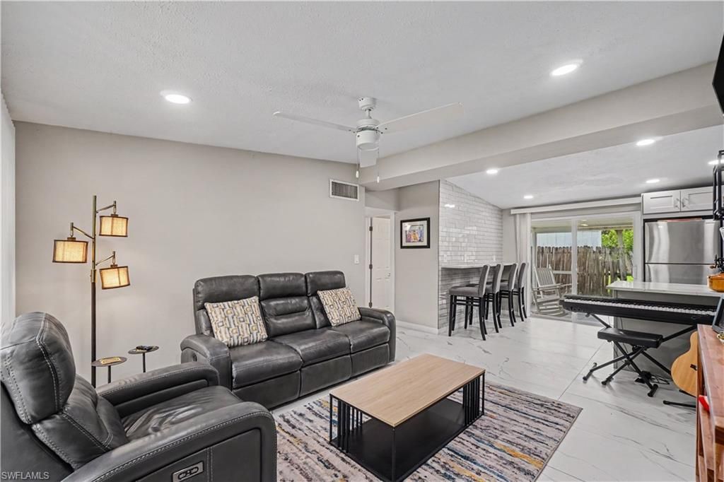 2398 Estey Ave, Naples, FL 34104 Photo