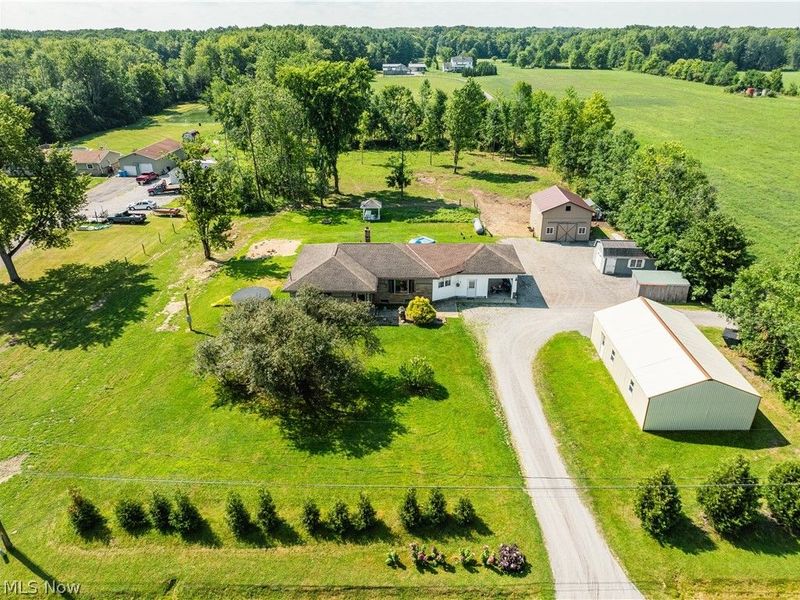 17881 Huntley Rd, Windsor, OH 44099 Photo 2