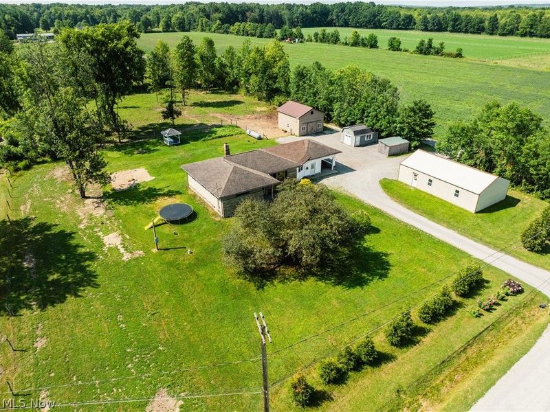 17881 Huntley Rd, Windsor, OH 44099 Photo 3