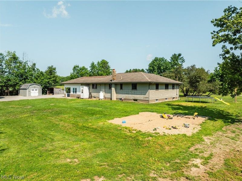 17881 Huntley Rd, Windsor, OH 44099 Photo 30
