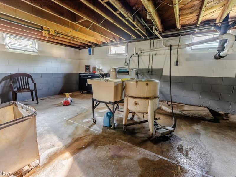 17881 Huntley Rd, Windsor, OH 44099 Photo 43