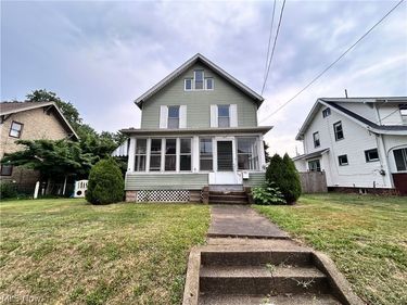 547 W Maple Street, North Canton, OH 44720