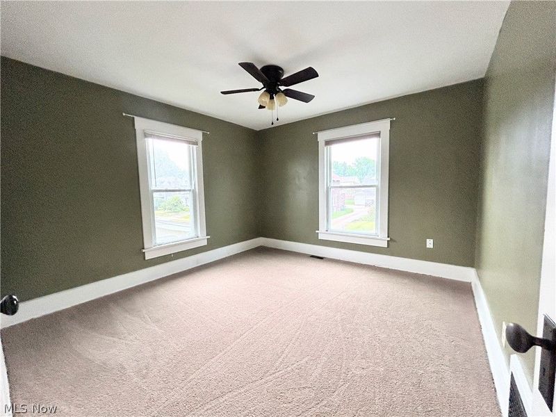 547 W Maple Street, North Canton, OH 44720 Photo 15