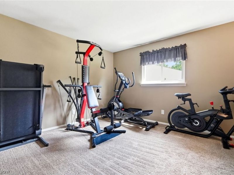 33909 Clark Drive, North Ridgeville, OH 44039 Photo 33