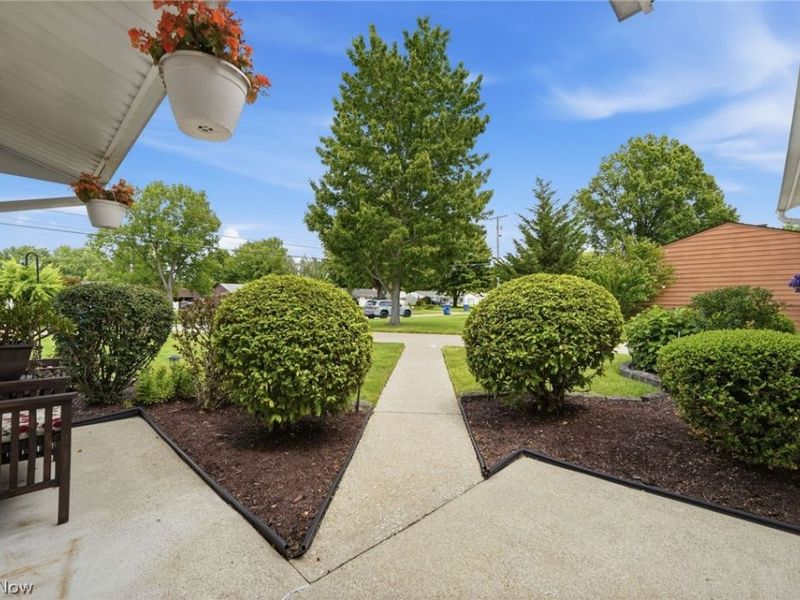 33909 Clark Drive, North Ridgeville, OH 44039 Photo 8