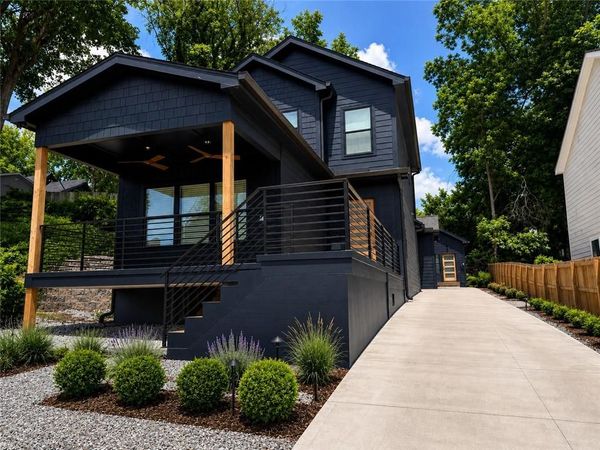 445 Sunset Avenue NW, Atlanta, GA 30318