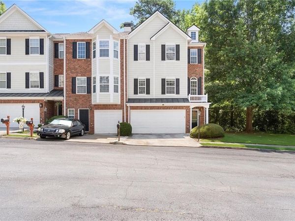 446 Sandtrap Lane , Buford, GA 30518