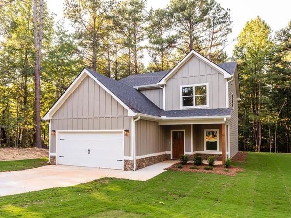 3705 Stone Lea Drive , Oxford, GA 30054