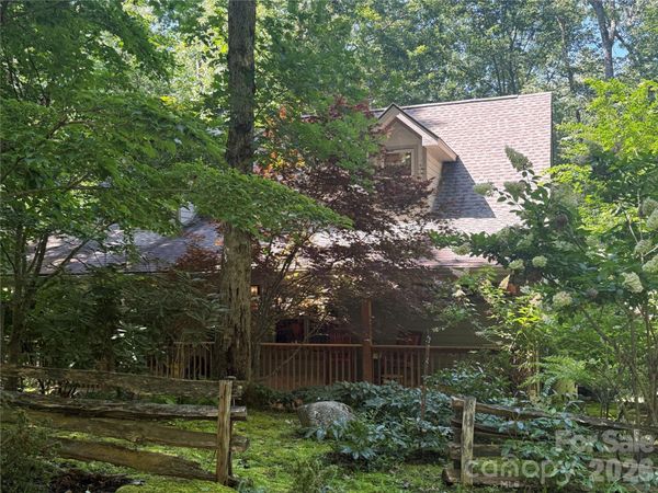779 Thissa Way, Brevard, NC 28712