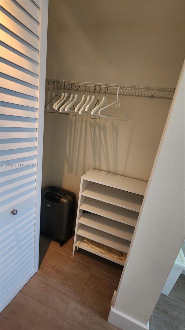 500 Bayview Dr , Unit 1725, Sunny Isles Beach, FL 33160 Photo