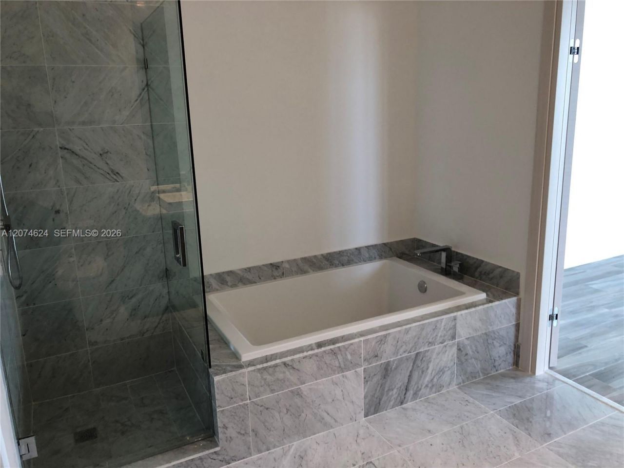 801 S Miami Ave , Unit 4905, Miami, FL 33130 Photo