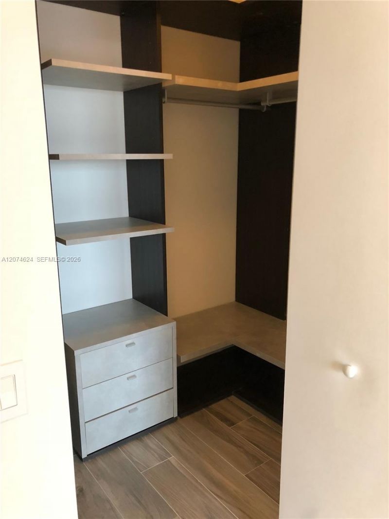 801 S Miami Ave , Unit 4905, Miami, FL 33130 Photo