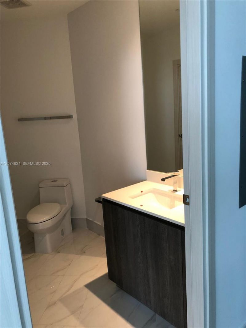 801 S Miami Ave , Unit 4905, Miami, FL 33130 Photo