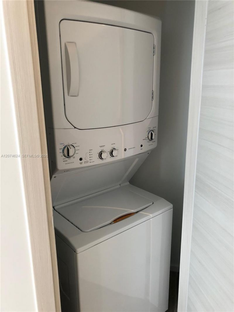 801 S Miami Ave , Unit 4905, Miami, FL 33130 Photo