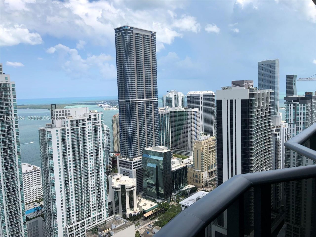 801 S Miami Ave , Unit 4905, Miami, FL 33130 Photo