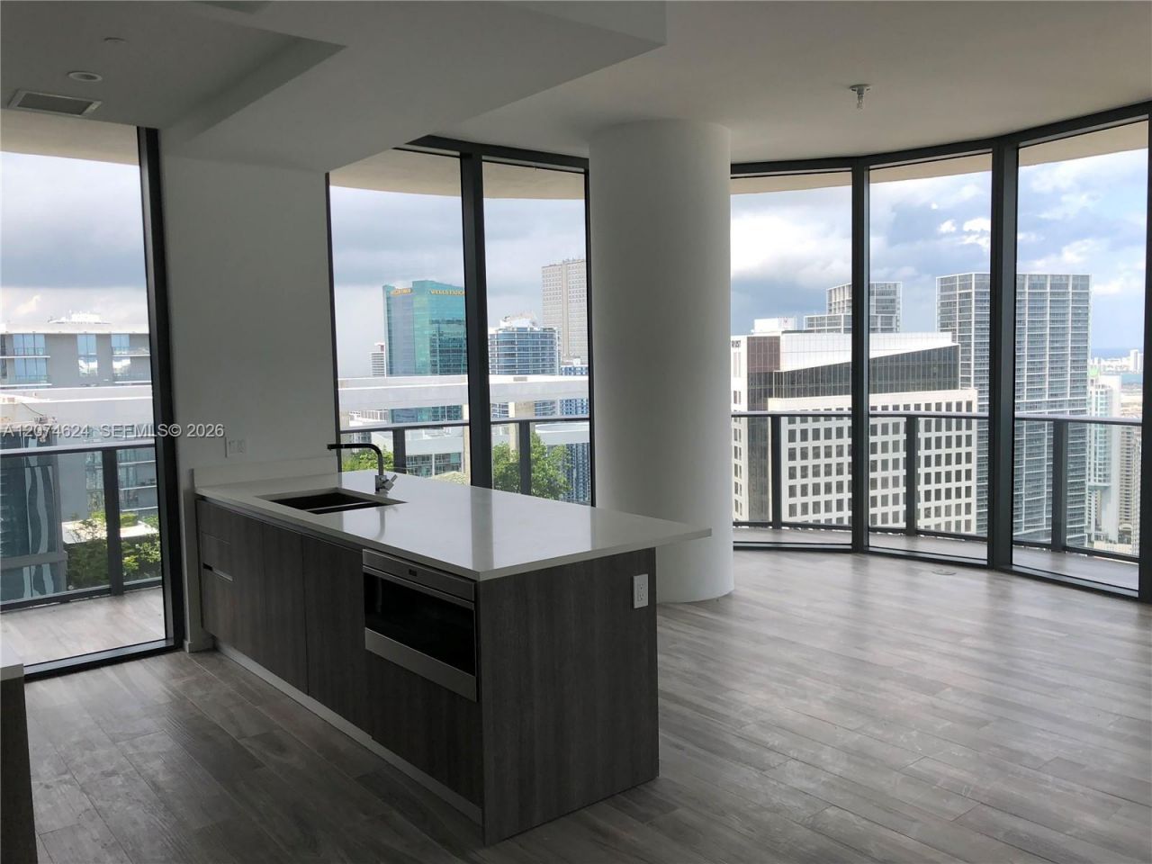 801 S Miami Ave , Unit 4905, Miami, FL 33130 Photo