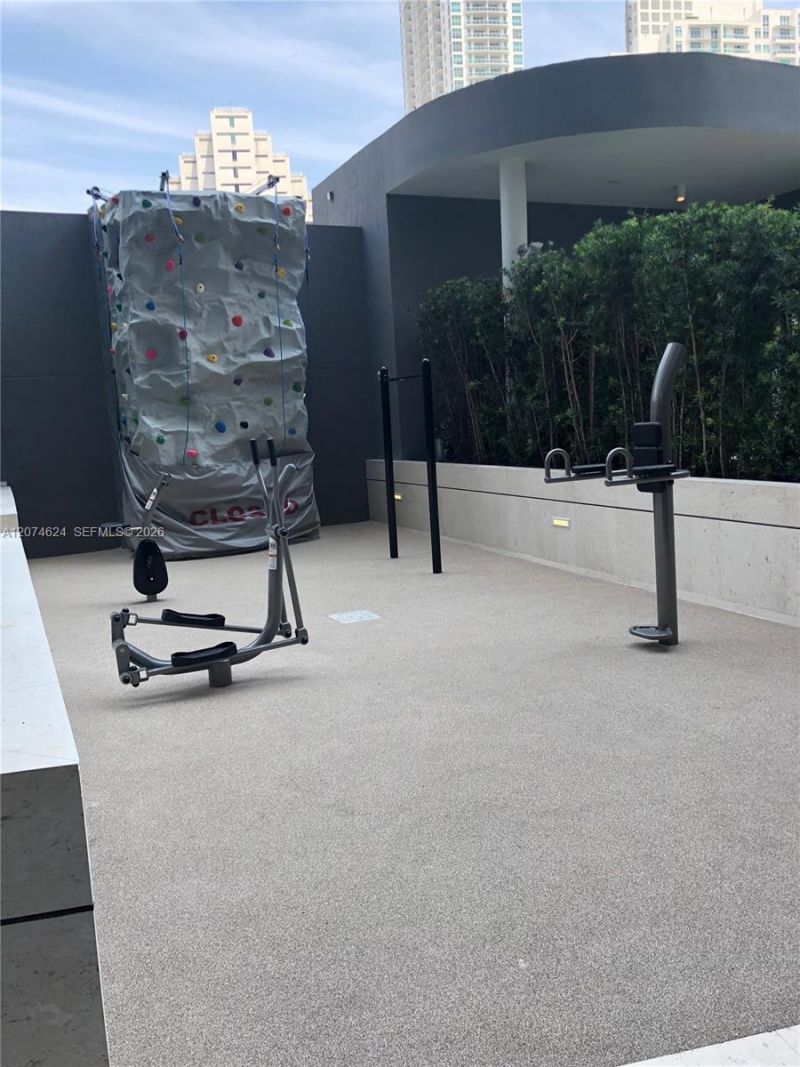 801 S Miami Ave , Unit 4905, Miami, FL 33130 Photo