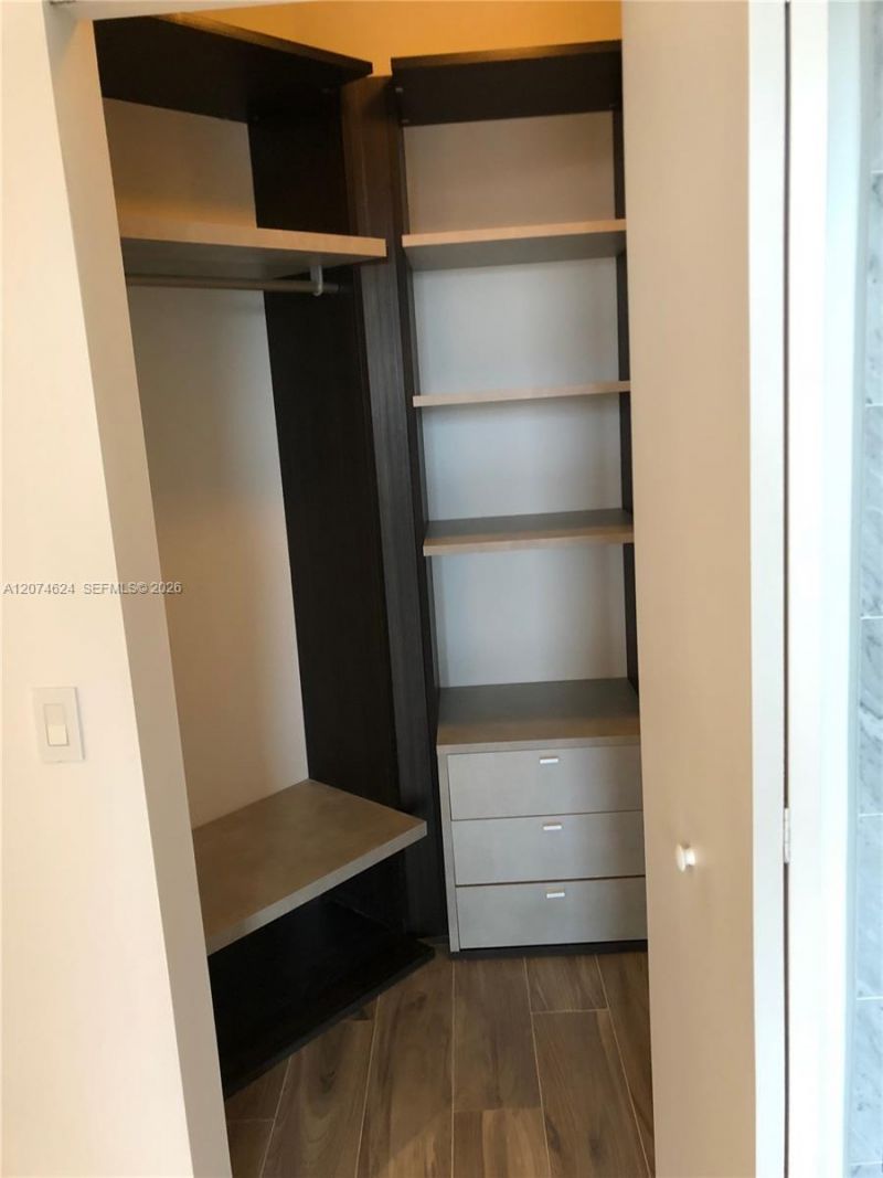 801 S Miami Ave , Unit 4905, Miami, FL 33130 Photo