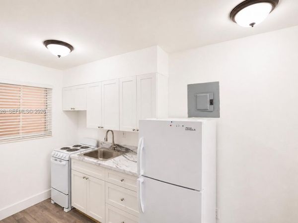 1235 W 66th St , Unit 11, Hialeah, FL 33012