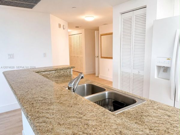 19501 W Country Club Dr , Unit 408, Aventura, FL 33180