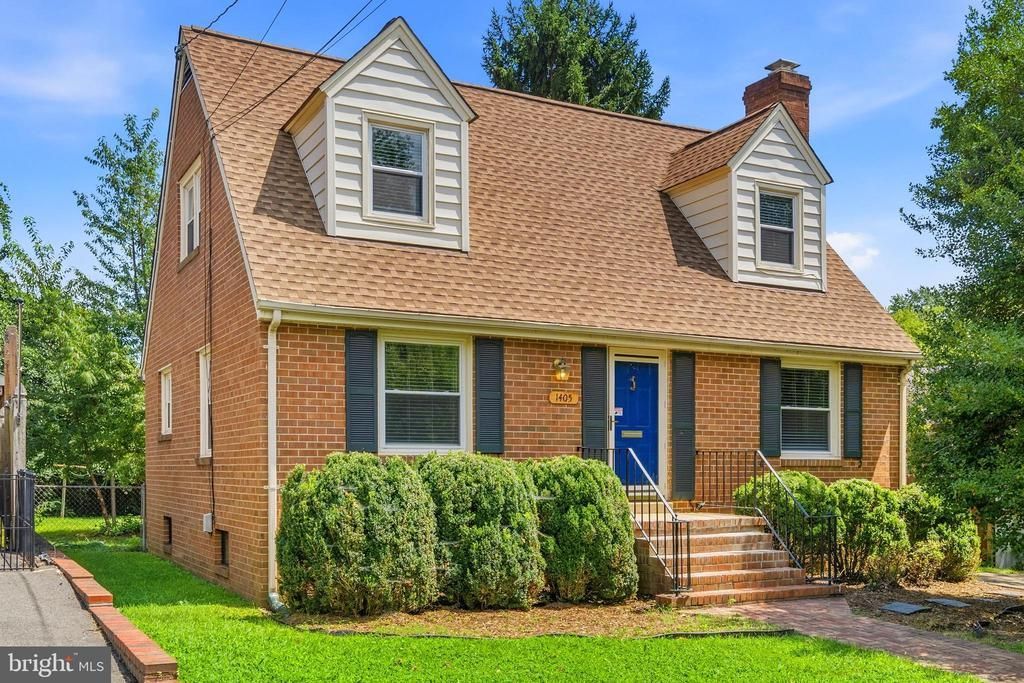 1405 Stafford Avenue, Fredericksburg, VA 22401 Main Photo