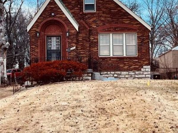 6351 Garesche Avenue , Jennings, MO 63136