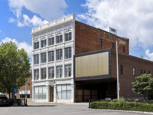 132 N Broadway, Schenectady, NY 12305