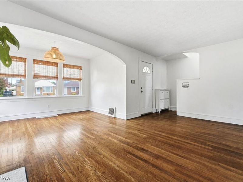 1715 North Avenue, Parma, OH 44134 Photo 7
