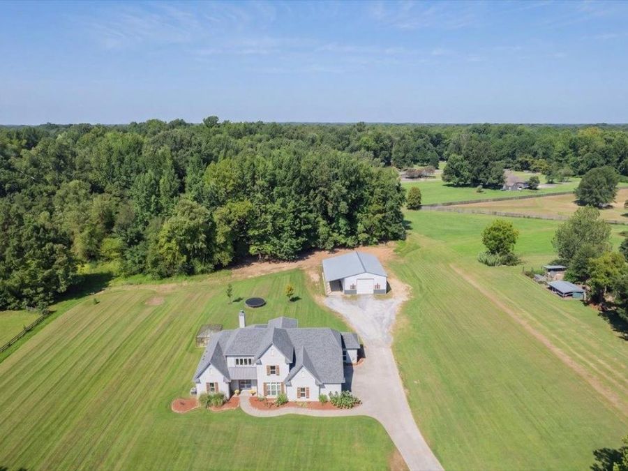 Property Image 4