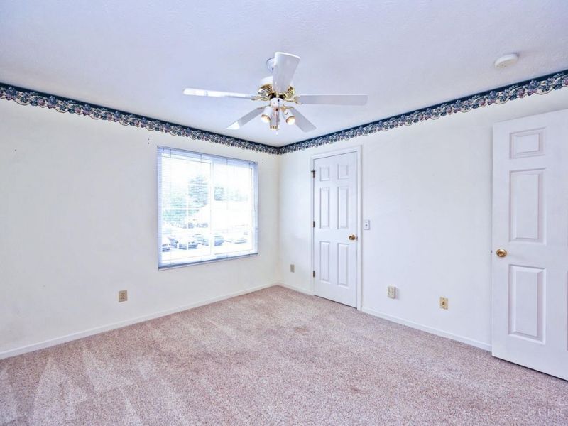 552 Aspen Glen Drive, Unit 905, Union Township, OH 45244 Photo 24