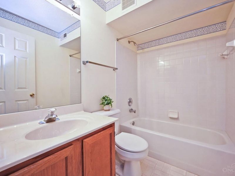 552 Aspen Glen Drive, Unit 905, Union Township, OH 45244 Photo 26
